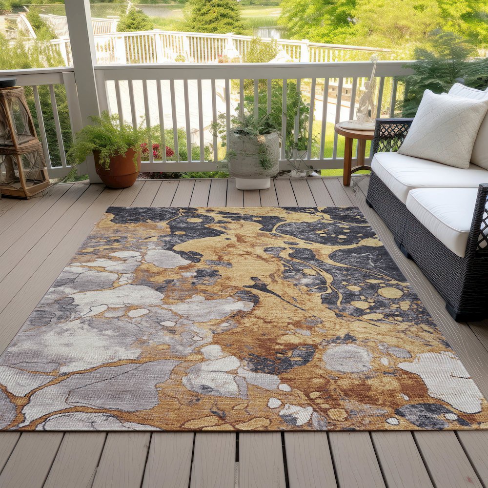 Machine Washable Indoor/Outdoor Chantille Gold 5' x 7'6" Rug. Picture 8