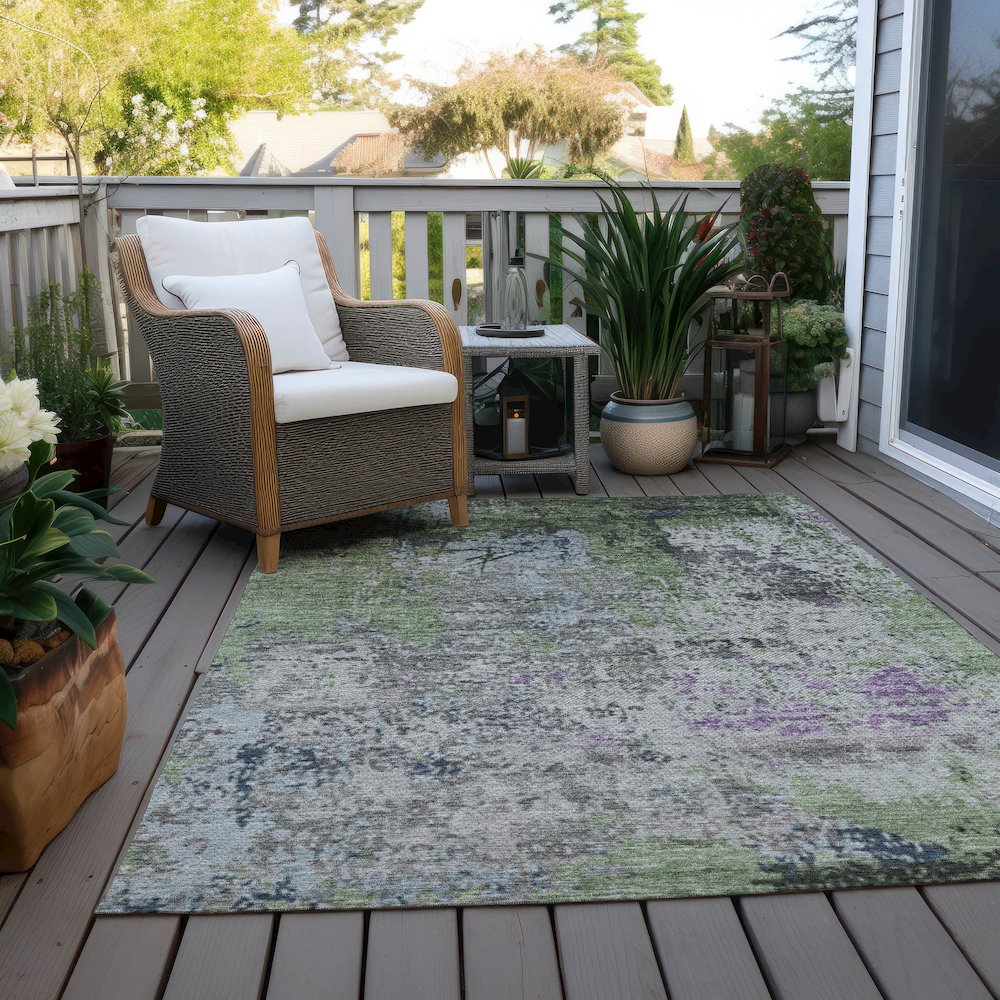 Machine Washable Indoor/Outdoor Chantille Fern 5' x 7'6" Rug. Picture 7