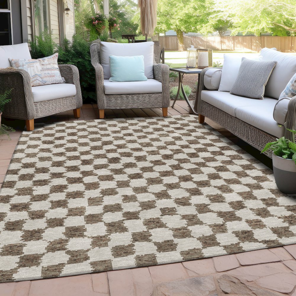 Machine Washable Indoor/Outdoor Chantille Brown 5' x 7'6" Rug. Picture 7