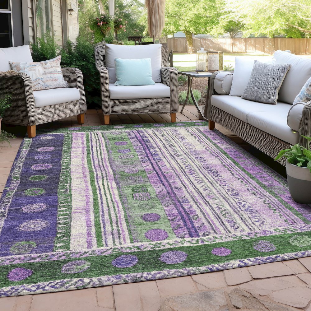 Machine Washable Indoor/Outdoor Chantille Green 5' x 7'6" Rug. Picture 7