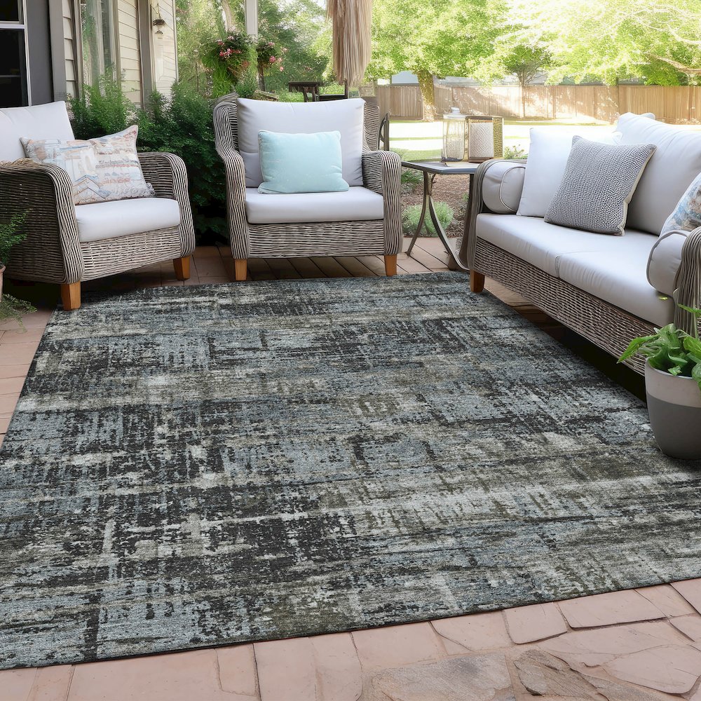 Machine Washable Indoor/Outdoor Chantille Charcoal 5' x 7'6" Rug. Picture 7