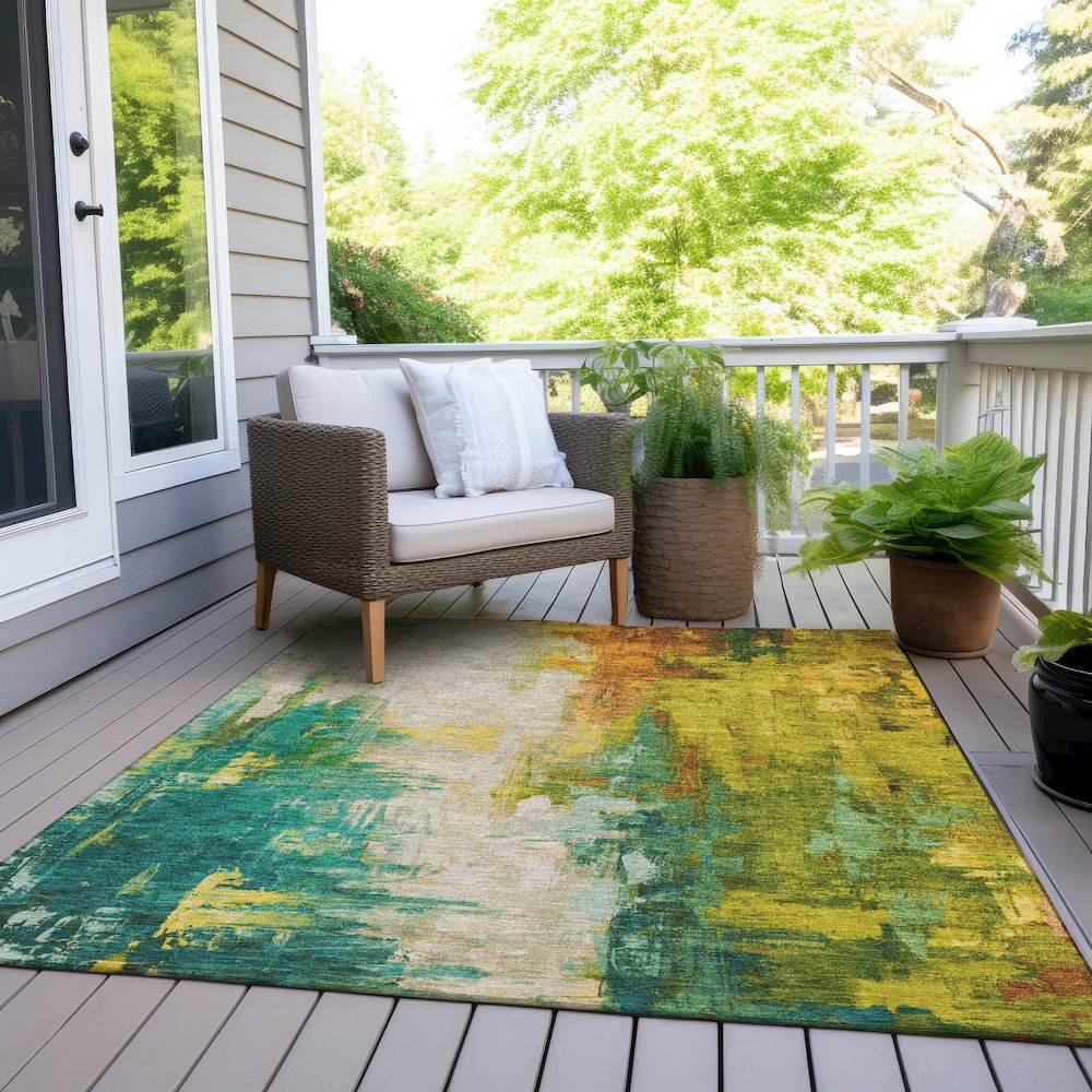 Machine Washable Indoor/Outdoor Chantille Green 5' x 7'6" Rug. Picture 8