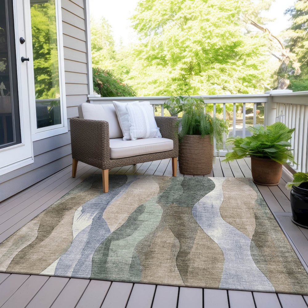 Machine Washable Indoor/Outdoor Chantille Beige 5' x 7'6" Rug. Picture 8