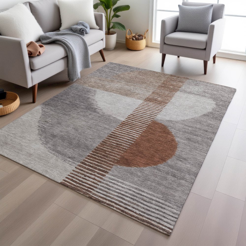 Machine Washable Indoor/Outdoor Chantille Taupe 5' x 7'6" Rug. Picture 5
