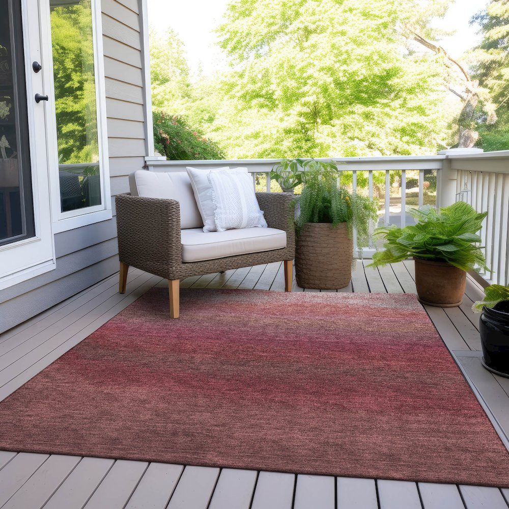 Machine Washable Indoor/Outdoor Chantille Red 5' x 7'6" Rug. Picture 8