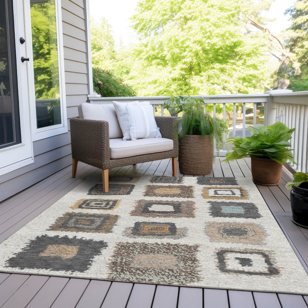 Machine Washable Indoor/Outdoor Chantille Ivory 5' x 7'6" Rug. Picture 8