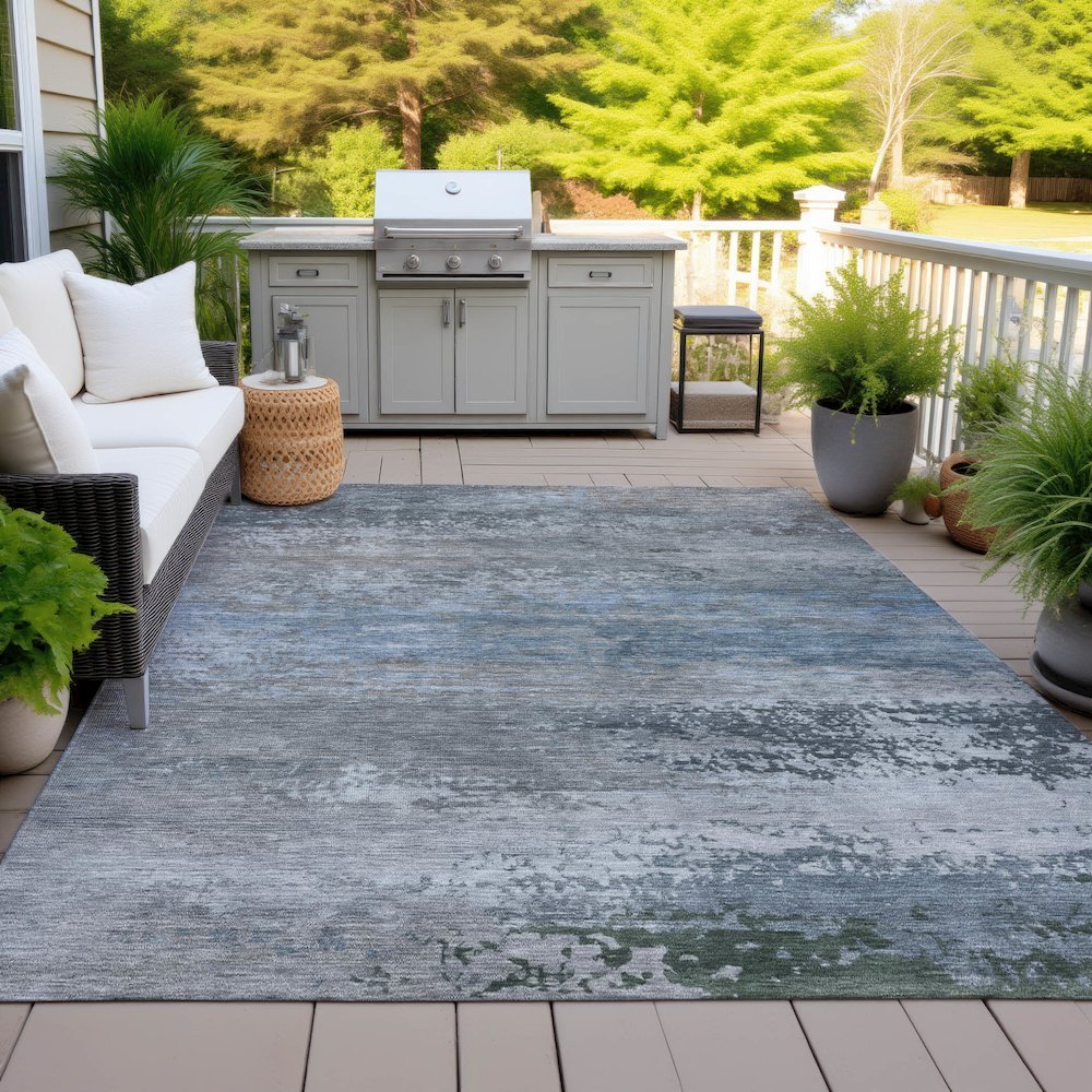 Machine Washable Indoor/Outdoor Chantille ACN2071 Pewter 5' x 7'6" Rug. Picture 7