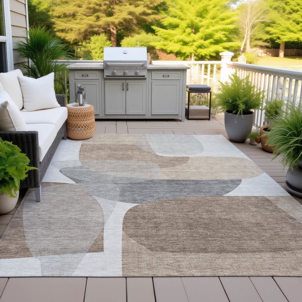 Machine Washable Indoor/Outdoor Chantille ACN2121 Mocha 5' x 7'6" Rug. Picture 7