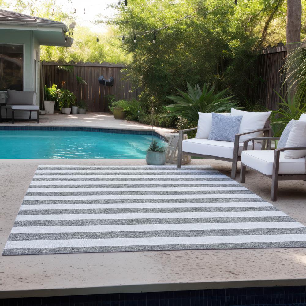 Chantille ACN528 Gray 5' x 7'6" Rug. Picture 10