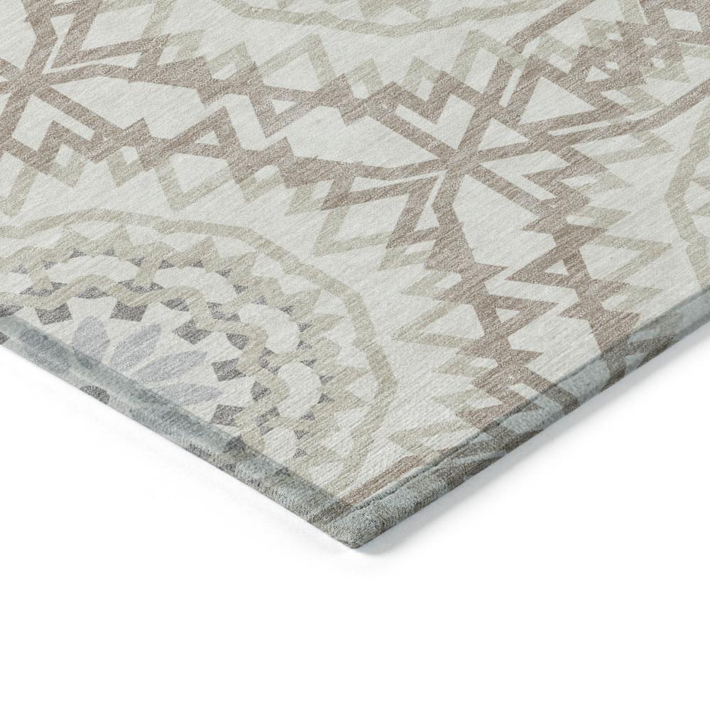 Chantille ACN619 Ivory 2'6" x 3'10" Rug. Picture 3