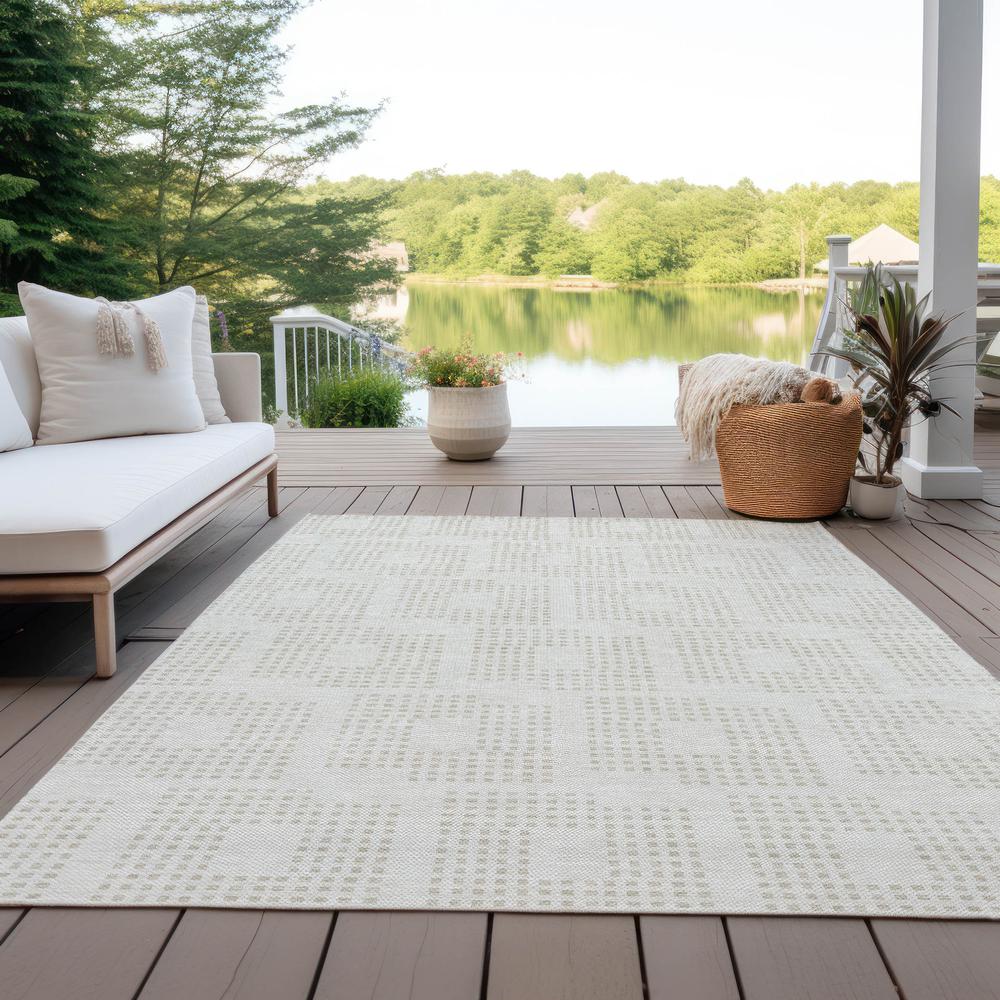 Chantille ACN890 Ivory 5' x 7'6" Rug. Picture 7