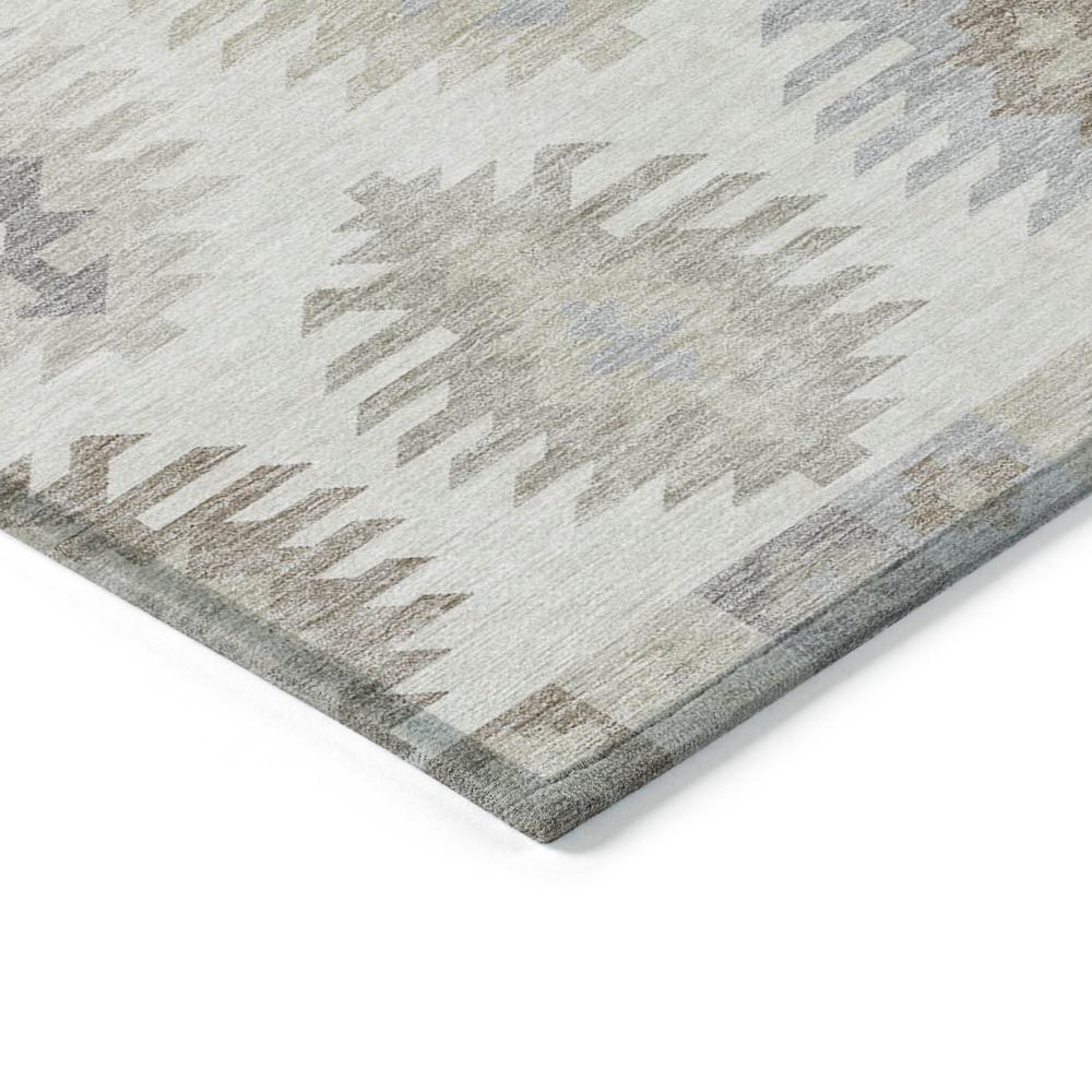 Chantille ACN983 Ivory 2'6" x 3'10" Rug. Picture 3