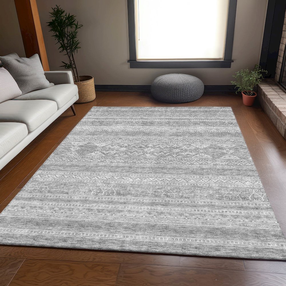 Premium Machine Washable Mayfield AMF714 Silver 5' x 7'6" Rug. Picture 5