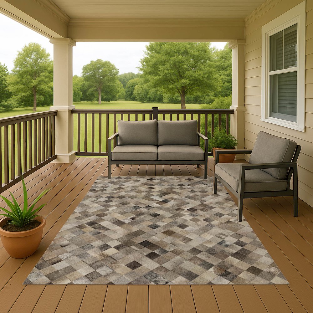 Luxury Washable Indoor/Outdoor Bozeman Gray 5' x 7'6" Rug. Picture 7