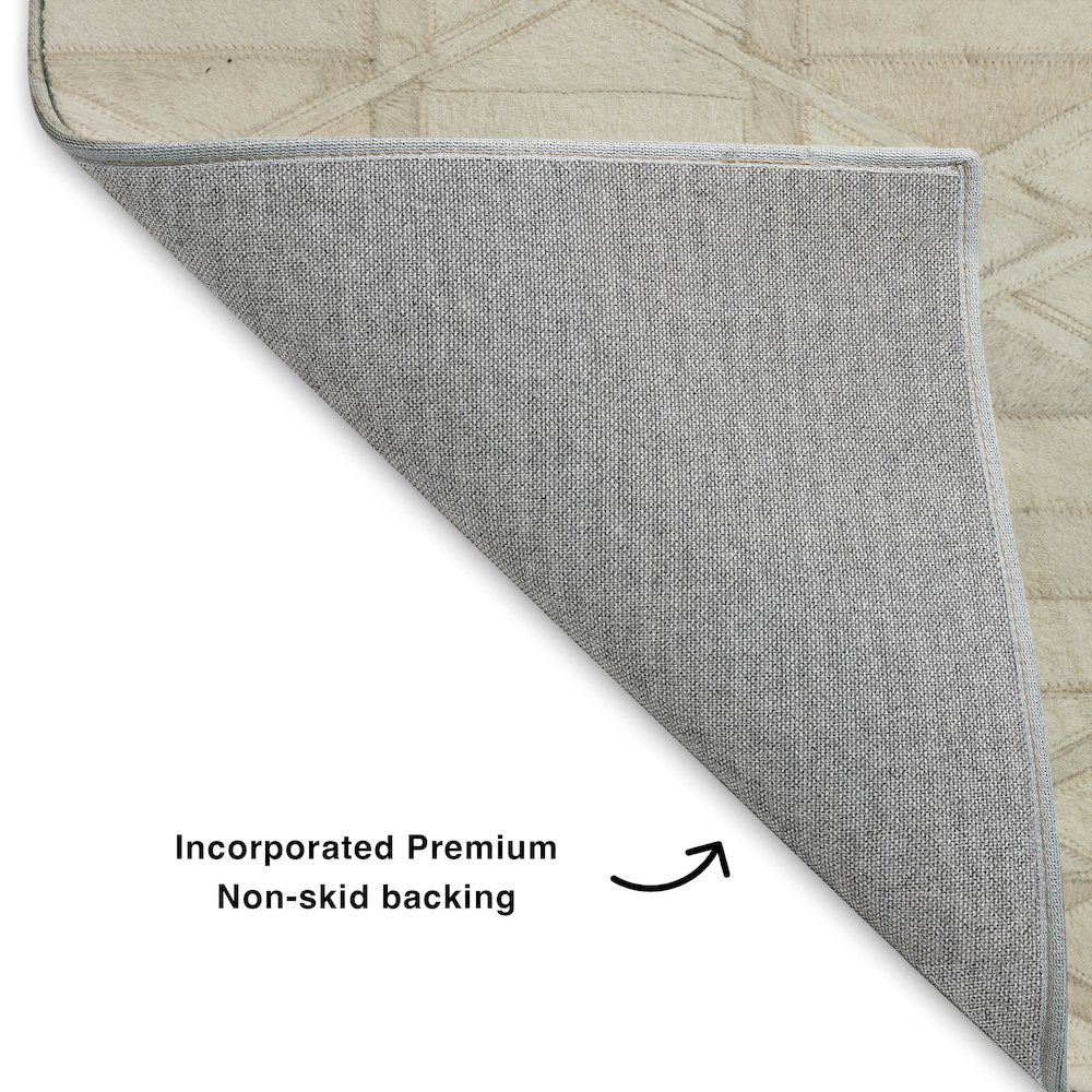 Luxury Washable Indoor/Outdoor Bozeman Linen 2'6" x 3'10" Rug. Picture 4