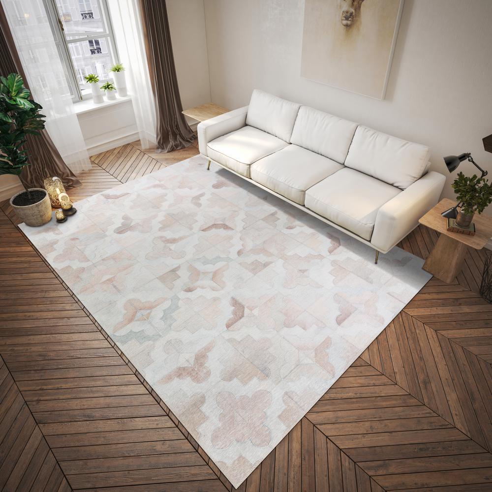 Laredo Ivory Animal Patchwork 3' x 5' Area Rug Ivory ALR38. Picture 1