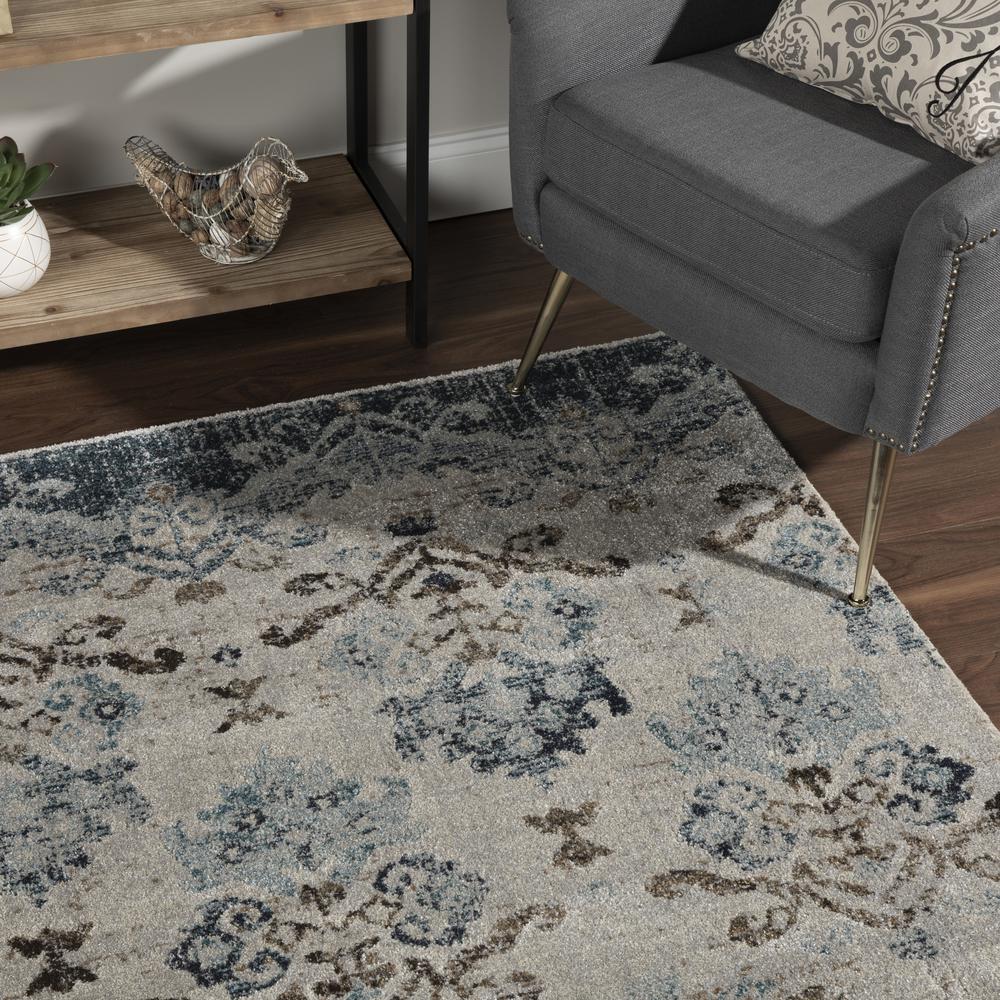 Antigua AN11 Blue 7'10" x 10'7" Rug. Picture 9