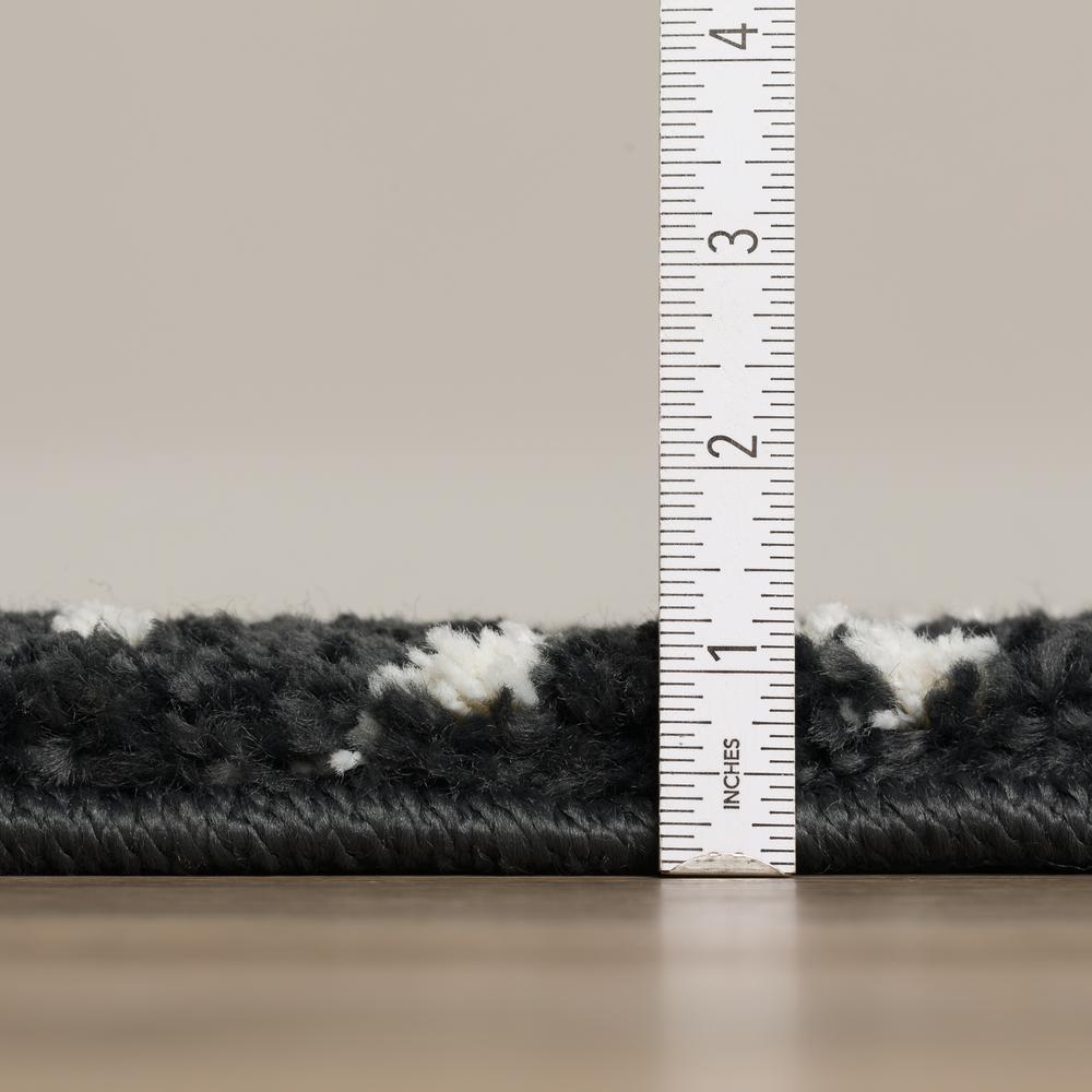 Marquee MQ2 Midnight 3'3" x 5'1" Rug. Picture 5