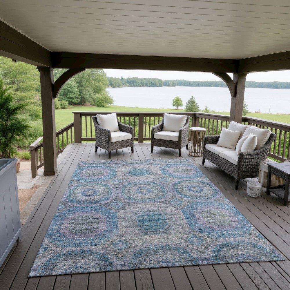 Indoor/Outdoor Karaj Blue 5' x 7'6" Rug. Picture 6