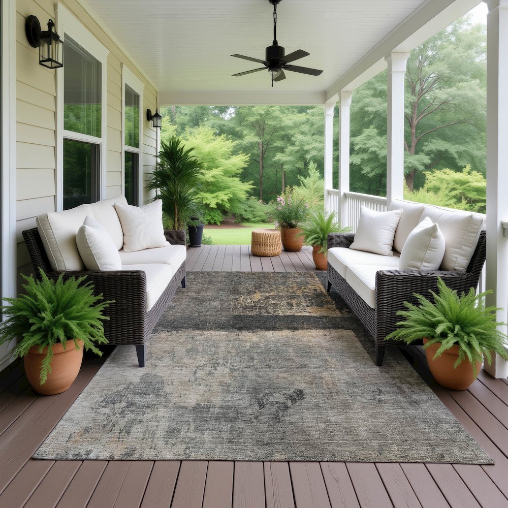 Indoor/Outdoor Nouveau Coffee 5' x 7'6" Rug. Picture 6