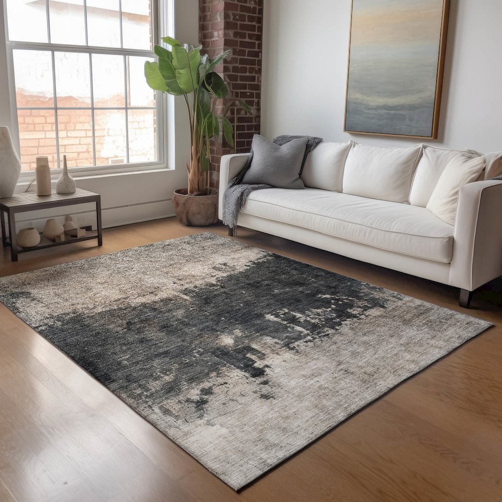 Indoor/Outdoor Nouveau Taupe 5' x 7'6" Rug. Picture 5