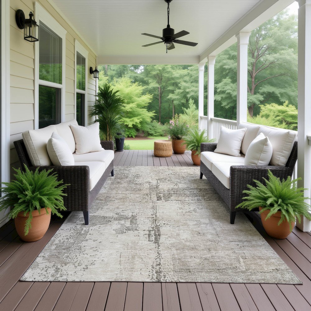 Indoor/Outdoor Nouveau Linen 5' x 7'6" Rug. Picture 6