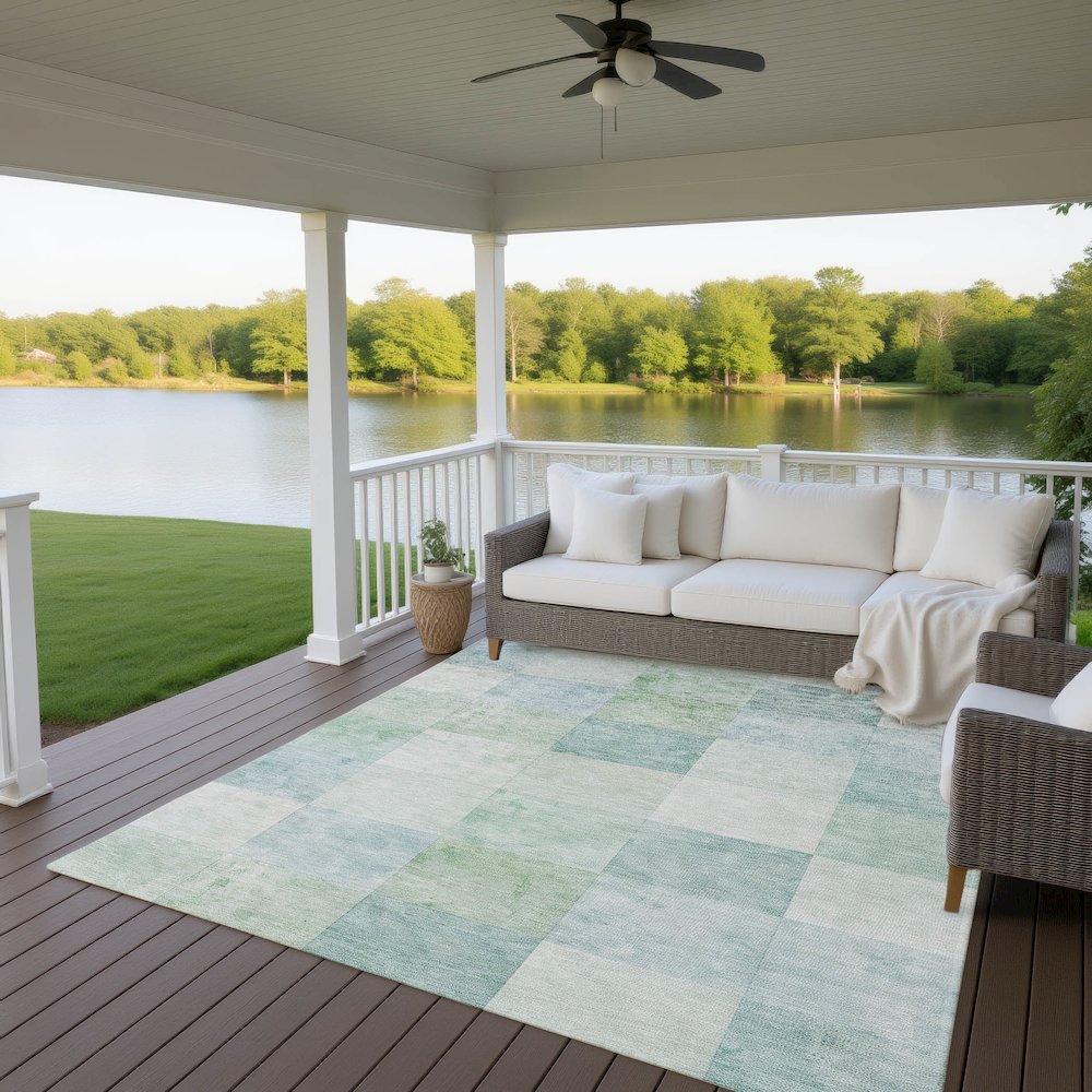 Machine Washable Indoor/Outdoor Pacifica Seafoam 5' x 7'6" Rug. Picture 6