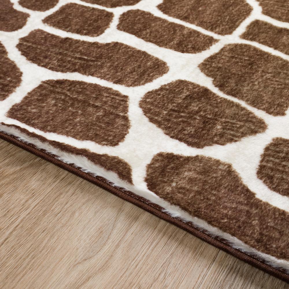 Akina AK4 Chocolate 3' x 5' Rug. Picture 6