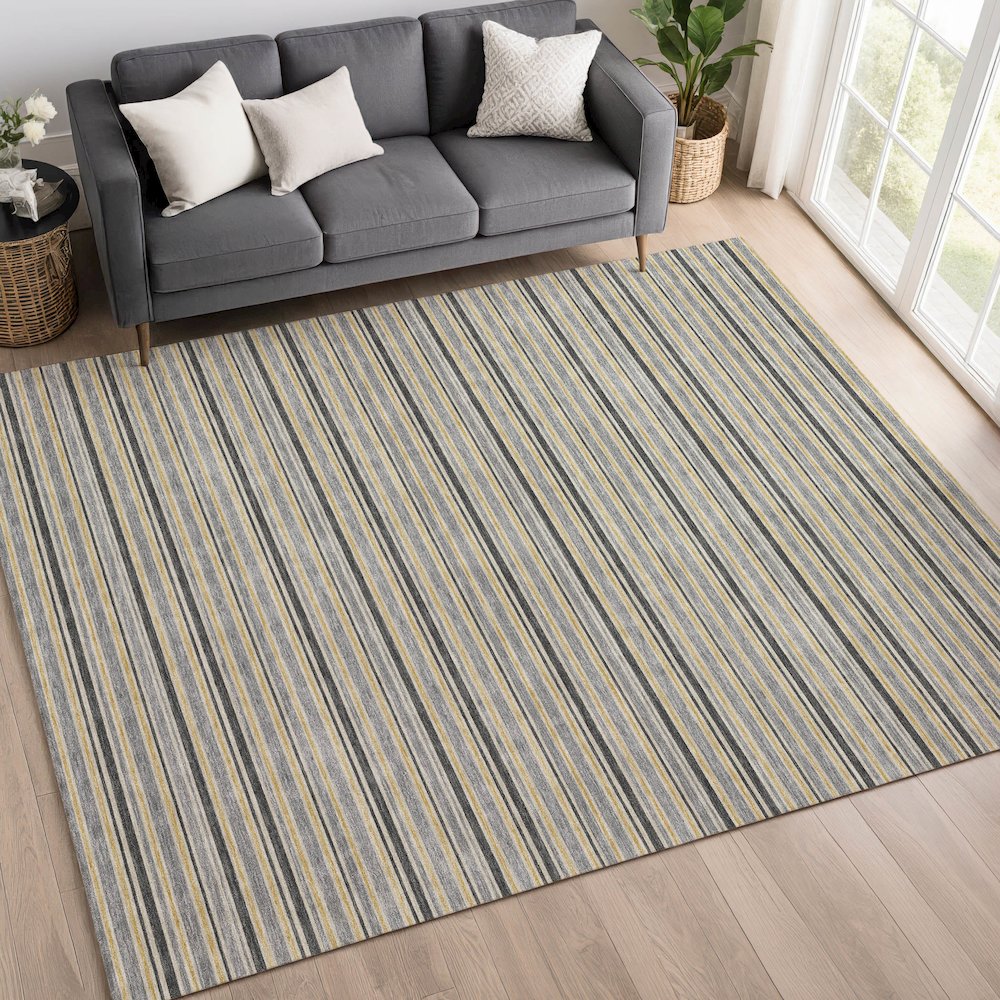 Luxury Washable Indoor/Outdoor Soft Essentials SE2 Gray 5' x 7'6" Rug. Picture 5