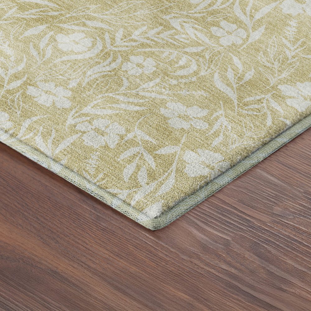 Luxury Washable Indoor/Outdoor Soft Essentials SE4 Gold 2'6" x 3'10" Rug. Picture 2