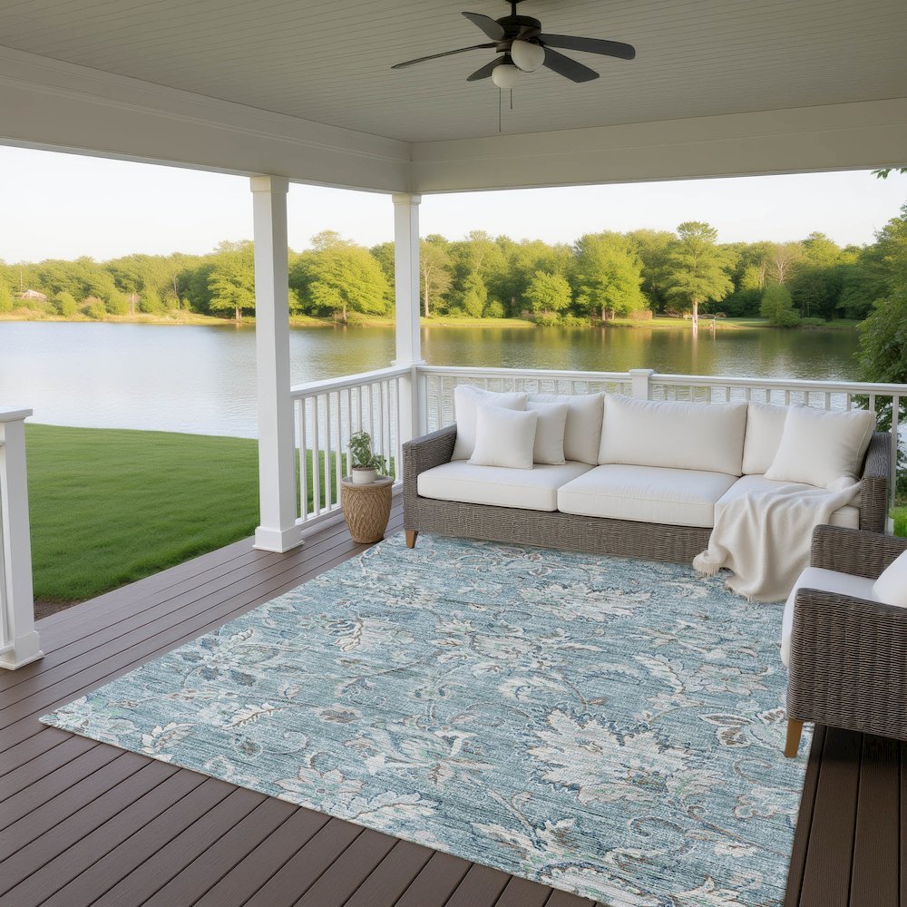 Indoor/Outdoor Silk Road Baltic 5' x 7'6" Rug. Picture 7