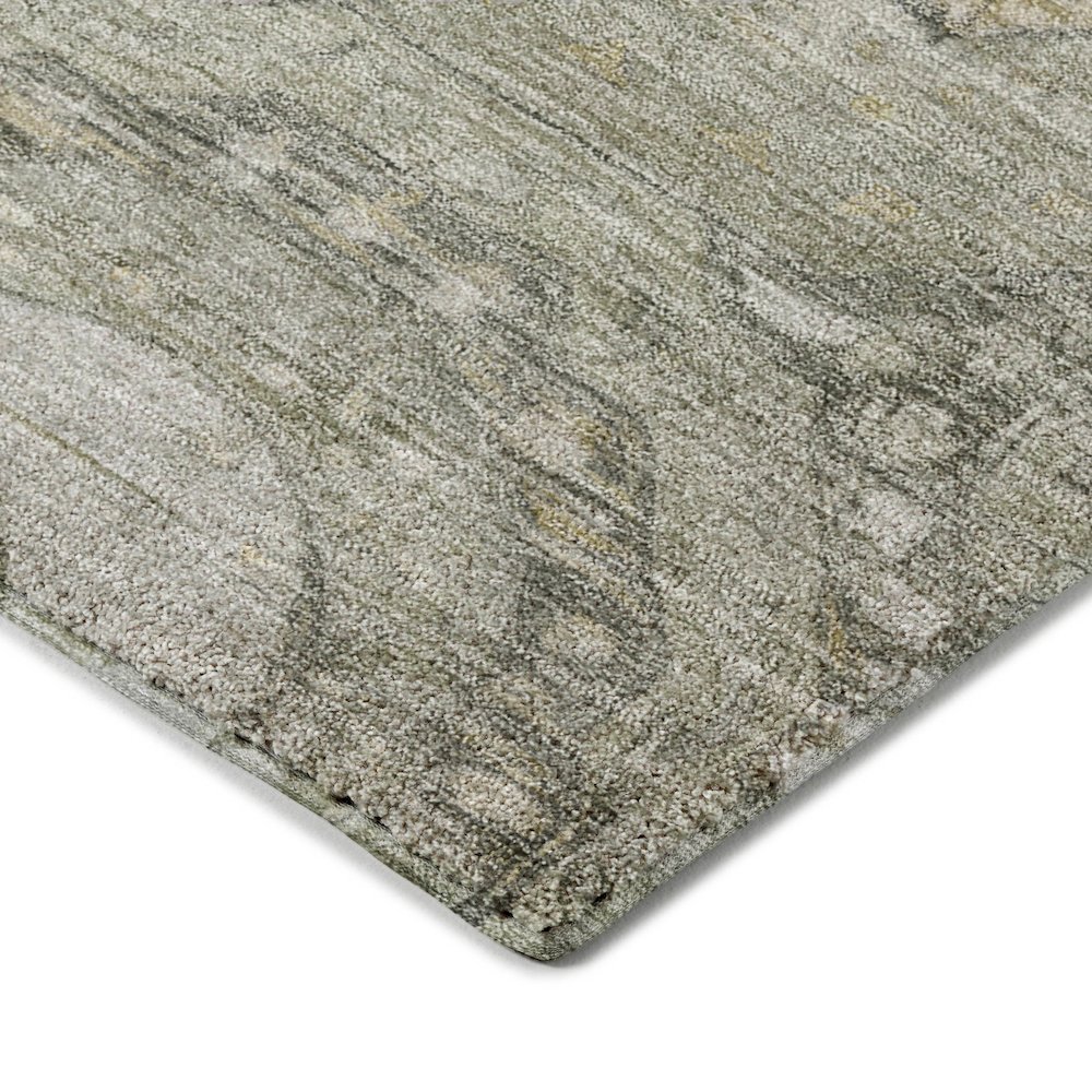 Luxury Washable Indoor/Outdoor Tabrook Pewter 2'6" x 3'10" Rug. Picture 2