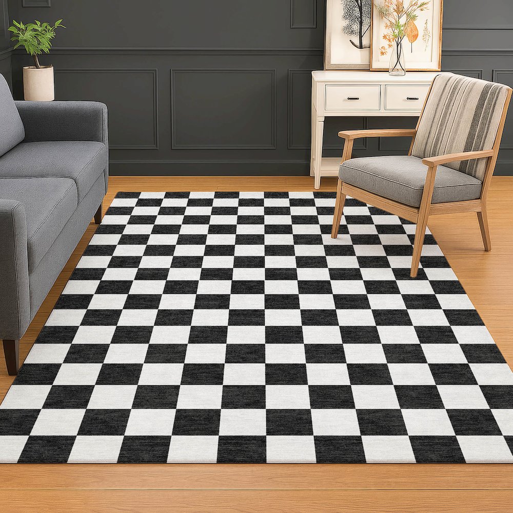 Luxury Washable Indoor/Outdoor The Reserve Black 5' x 7'6" Rug. Picture 5