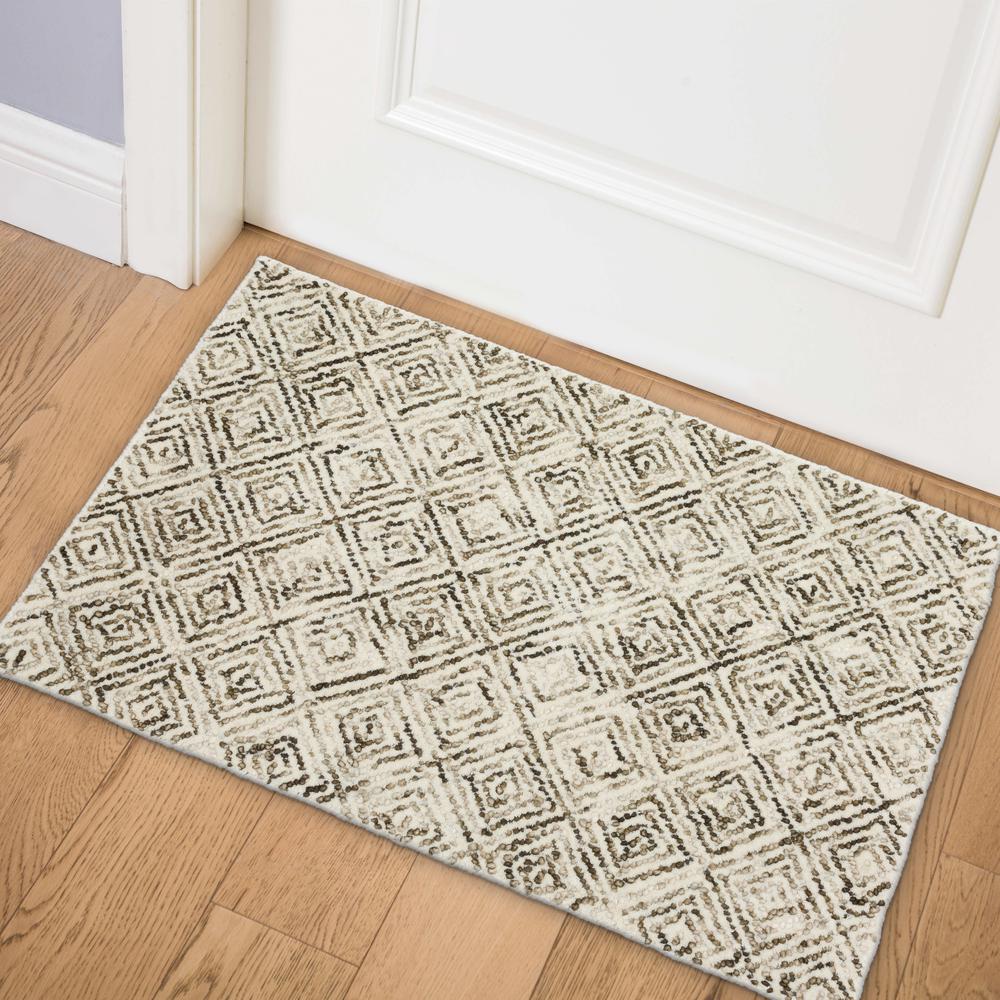 Zoe ZZ1 Chocolate 2' x 3' Rug. Picture 2