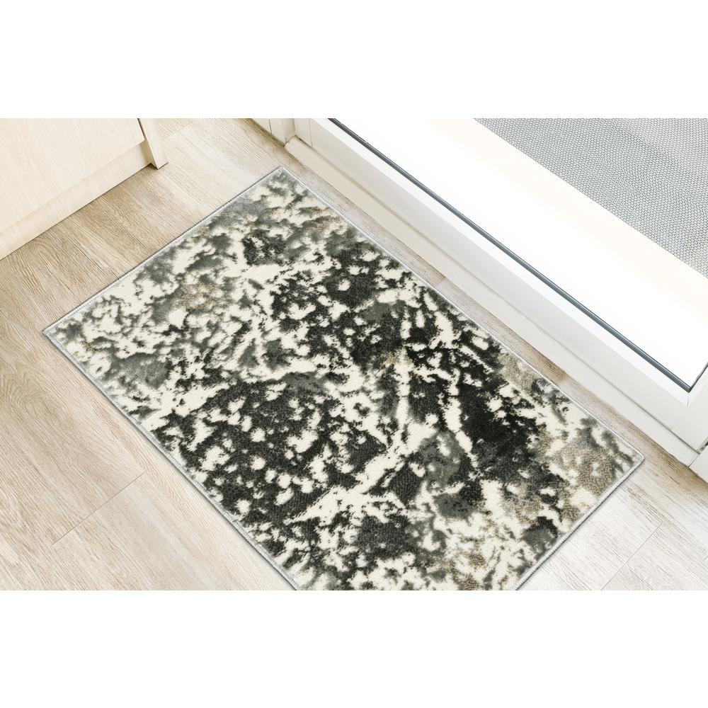 Karma KM28 Grey 1'8" x 2'6" Rug. Picture 2