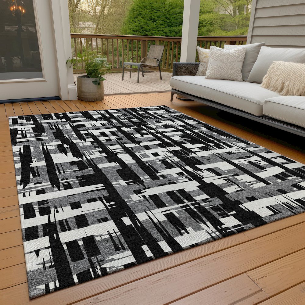 Machine Washable Indoor/Outdoor Chantille Black 8' x 10' Rug. Picture 8