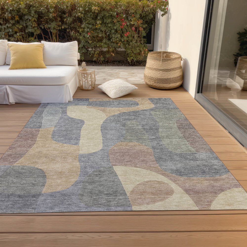 Machine Washable Indoor/Outdoor Chantille Gray 8' x 10' Rug. Picture 8