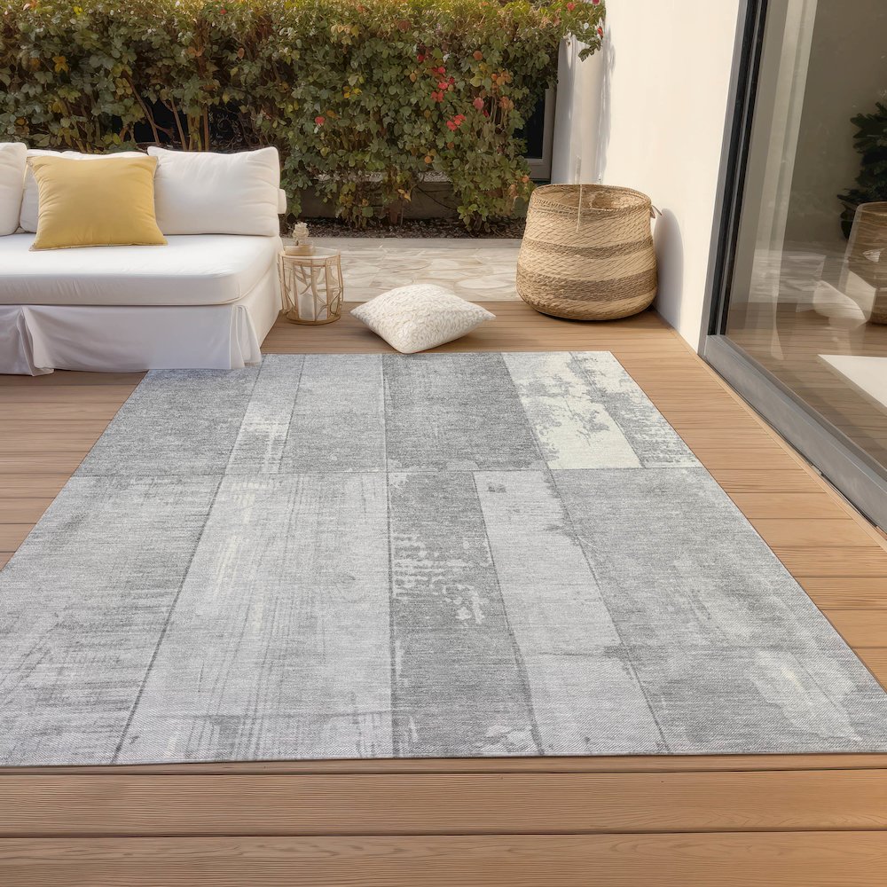 Machine Washable Indoor/Outdoor Chantille Gray 8' x 10' Rug. Picture 8