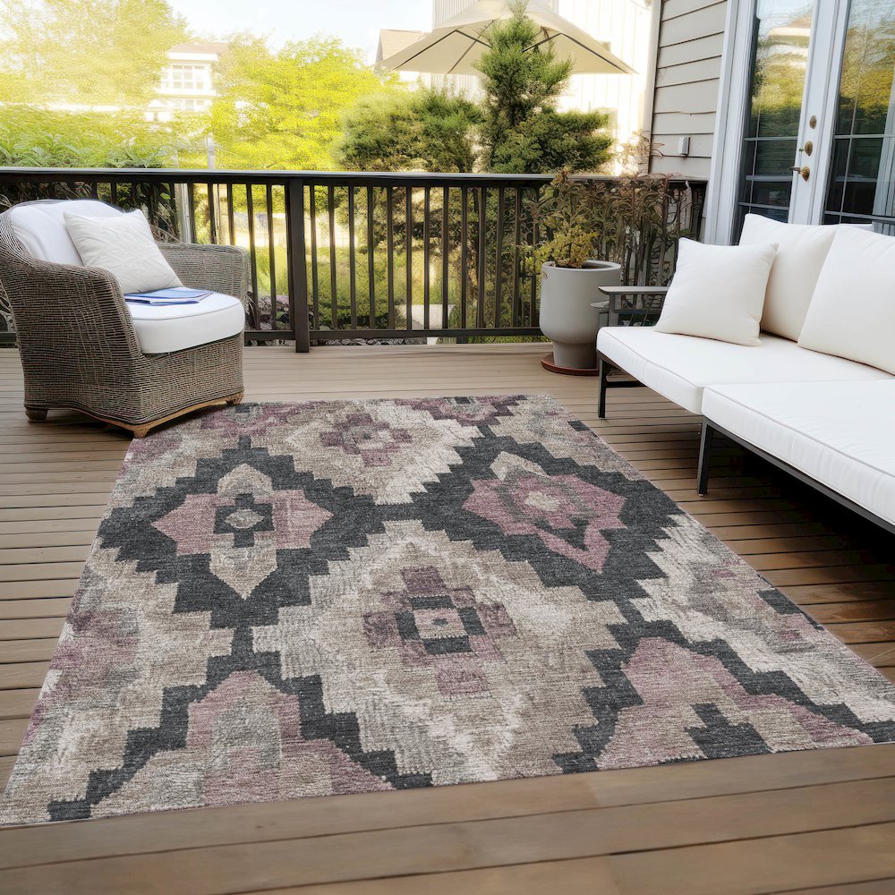 Machine Washable Indoor/Outdoor Chantille Taupe 8' x 10' Rug. Picture 8