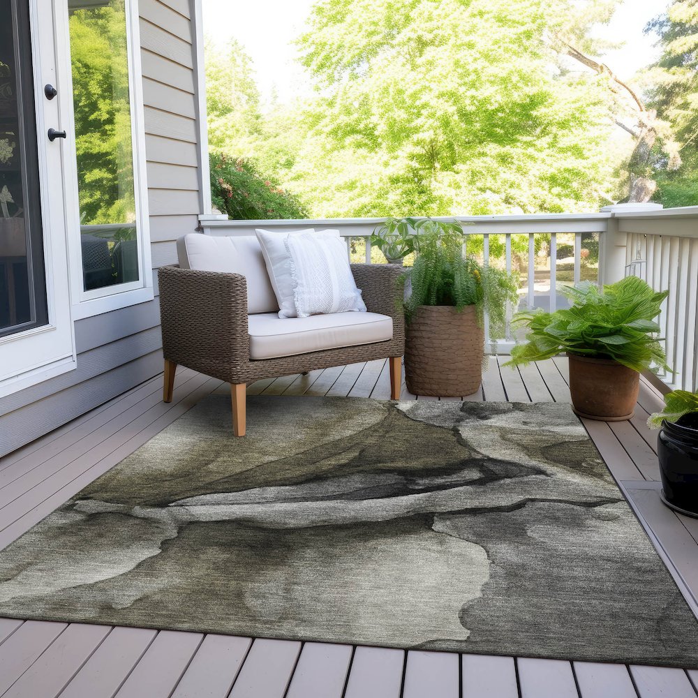 Machine Washable Indoor/Outdoor Chantille Gray 8' x 10' Rug. Picture 8