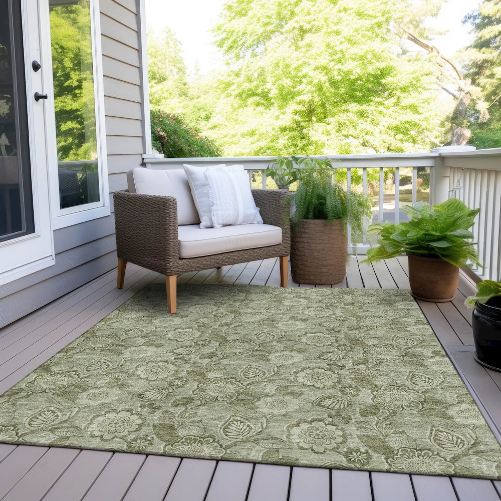 Machine Washable Indoor/Outdoor Chantille Aloe 8' x 10' Rug. Picture 8