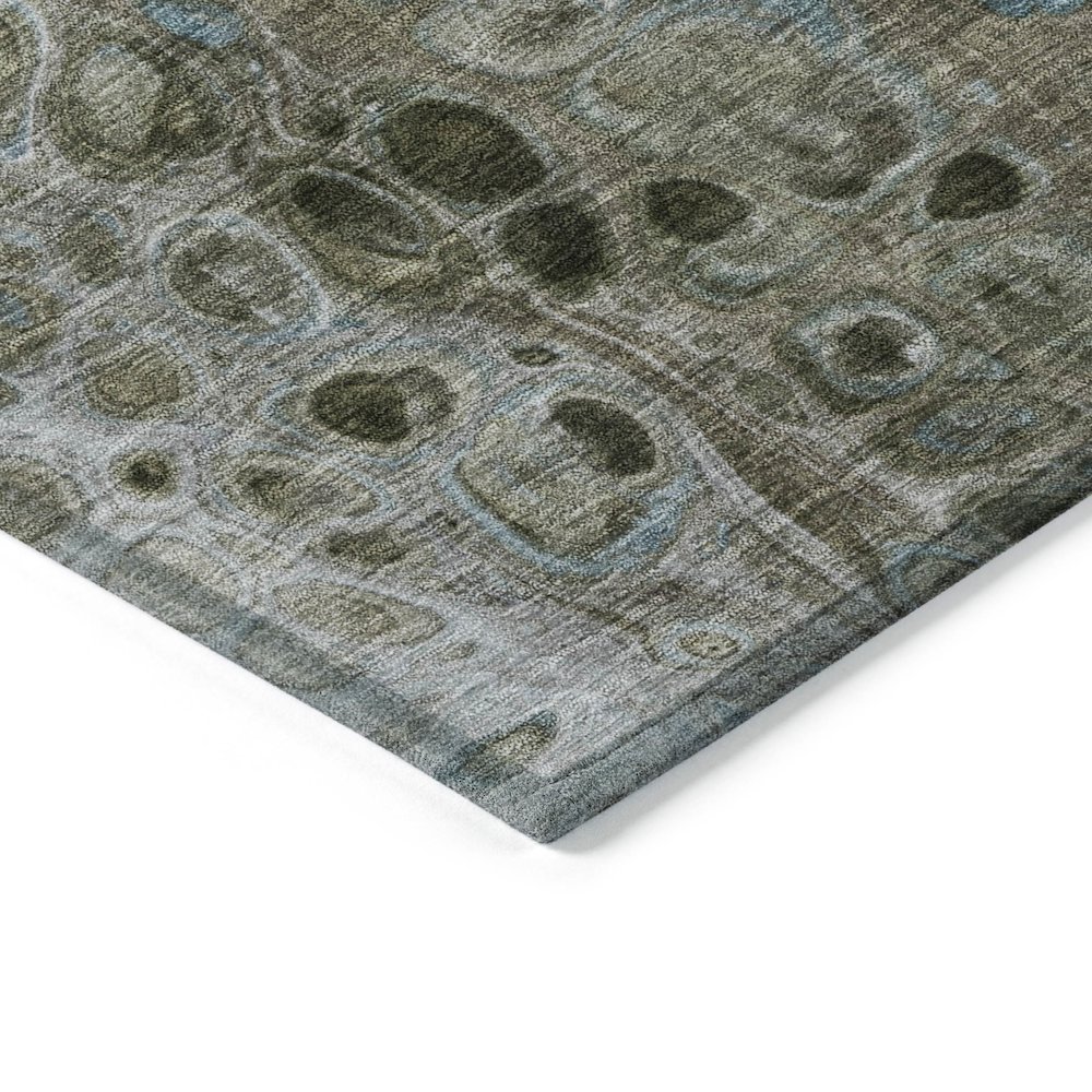 Machine Washable Indoor/Outdoor Chantille Brown 3' x 5' Rug. Picture 3