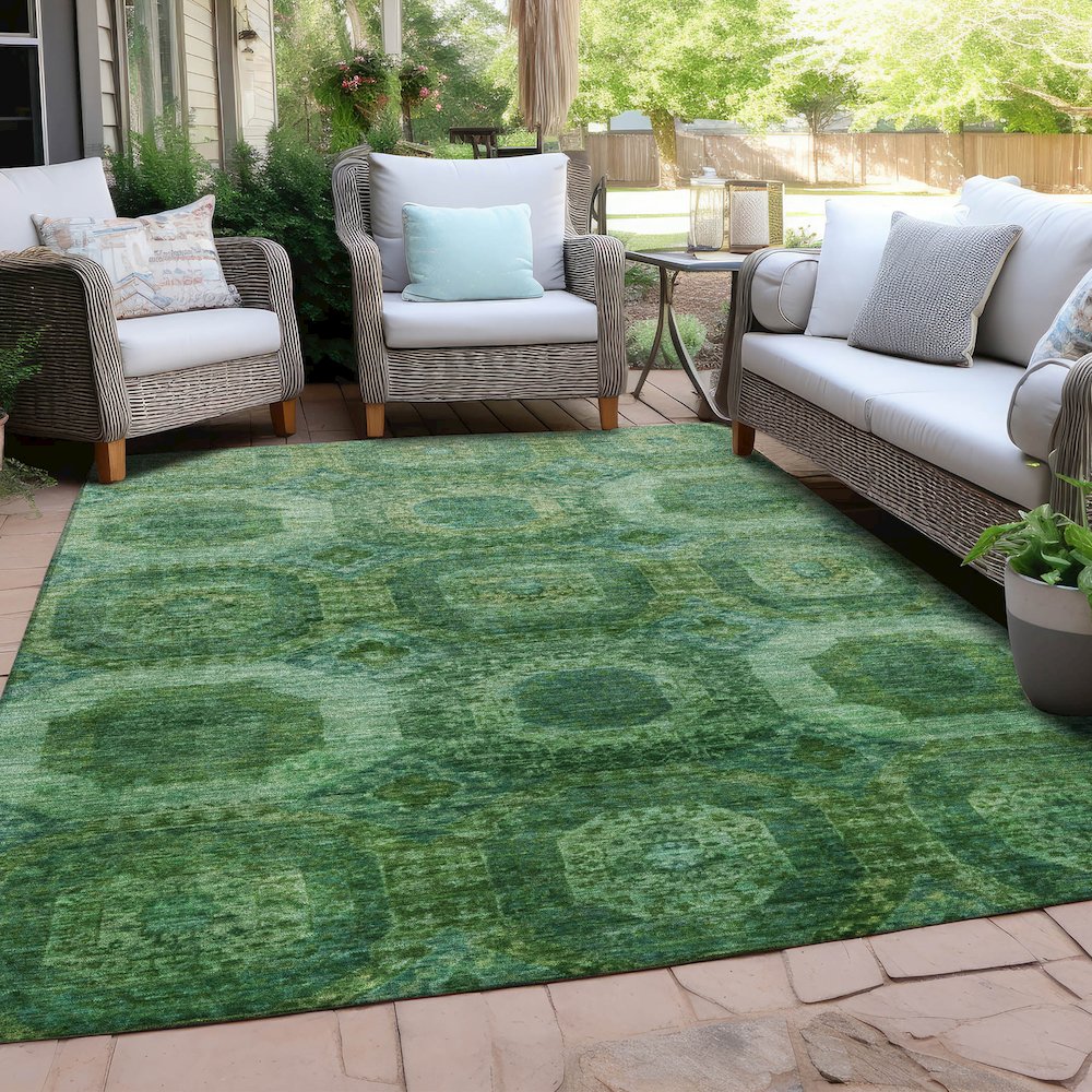 Machine Washable Indoor/Outdoor Chantille Emerald 8' x 10' Rug. Picture 7