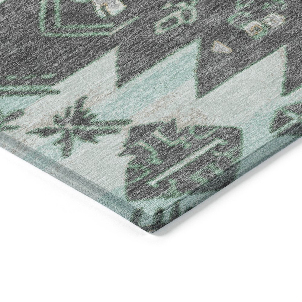 Machine Washable Indoor/Outdoor Chantille Mint 3' x 5' Rug. Picture 3