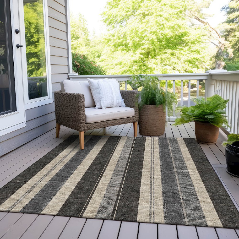 Machine Washable Indoor/Outdoor Chantille Black 8' x 10' Rug. Picture 8