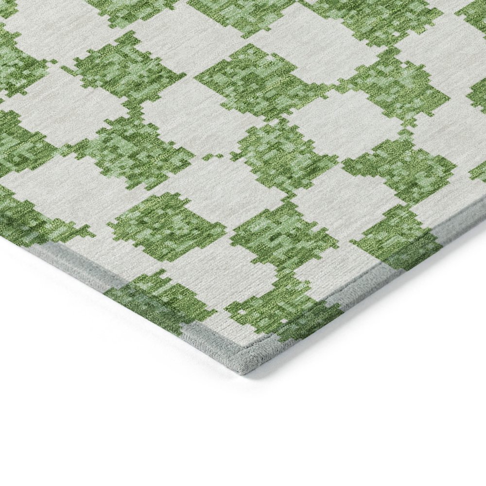 Machine Washable Indoor/Outdoor Chantille Green 3' x 5' Rug. Picture 3