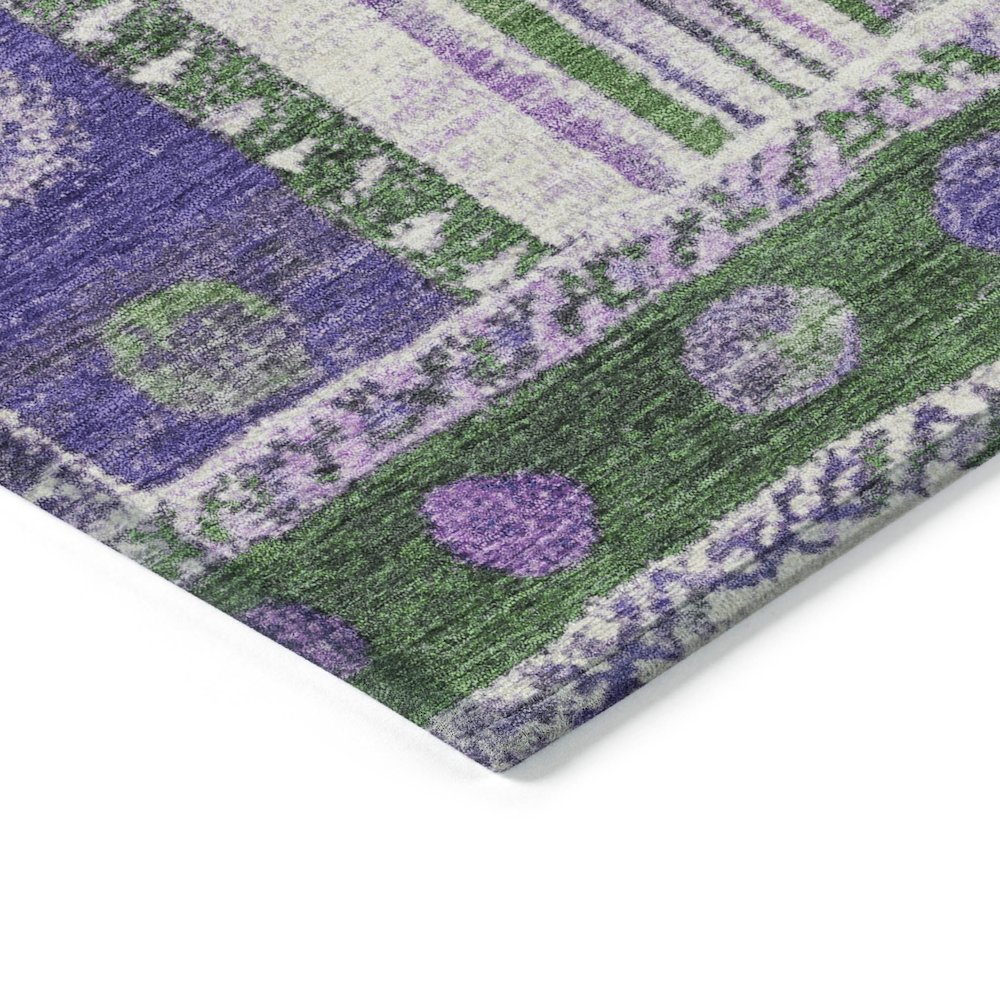 Machine Washable Indoor/Outdoor Chantille Green 3' x 5' Rug. Picture 3