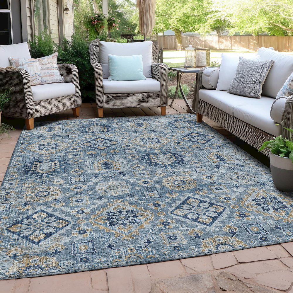 Machine Washable Indoor/Outdoor Chantille Denim 8' x 10' Rug. Picture 7