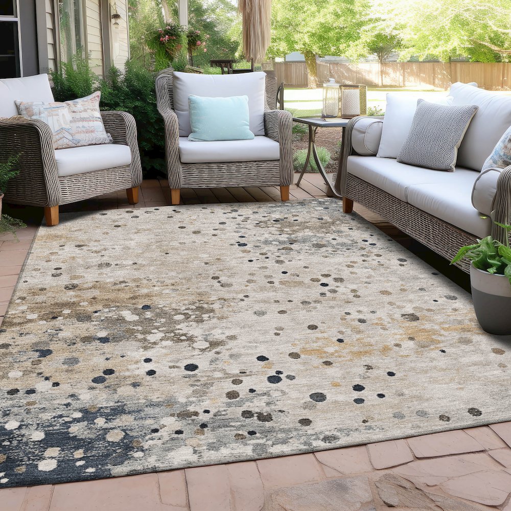 Machine Washable Indoor/Outdoor Chantille Ivory 8' x 10' Rug. Picture 7