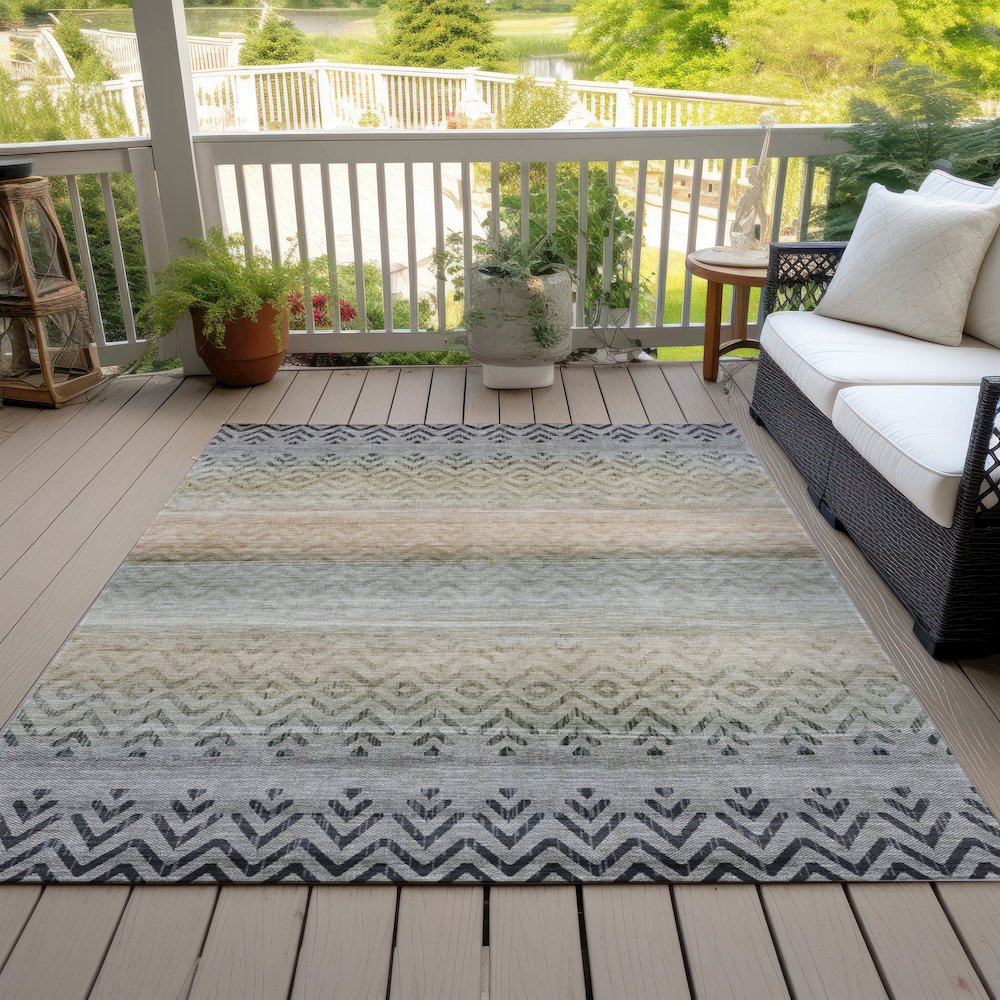 Machine Washable Indoor/Outdoor Chantille ACN2042 Gray 8' x 10' Rug. Picture 8